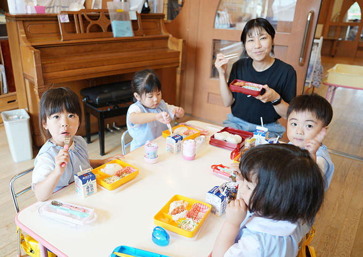 給食