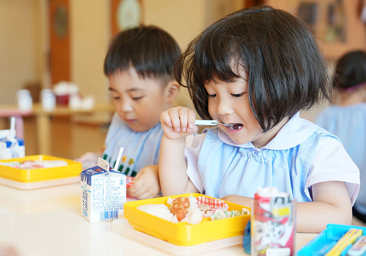 給食