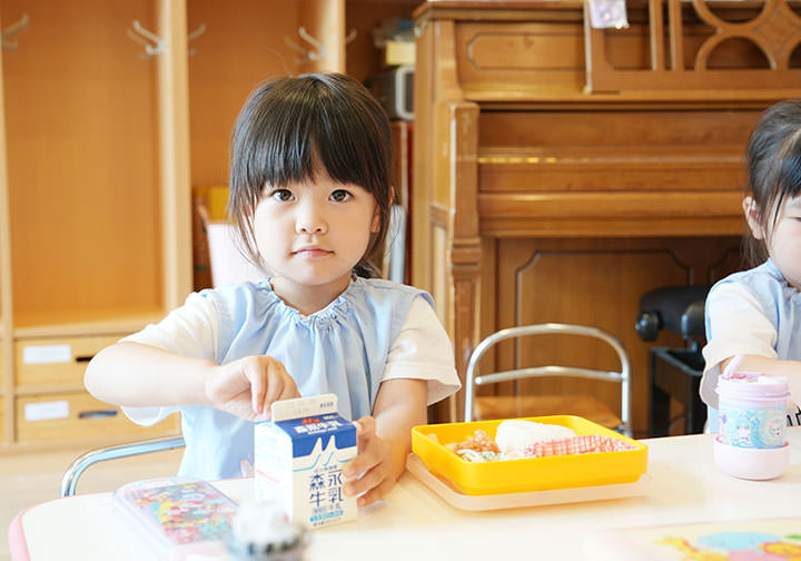給食
